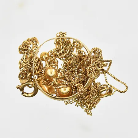 Diverse defekt guld, 18K. Vikt: 6,9 g