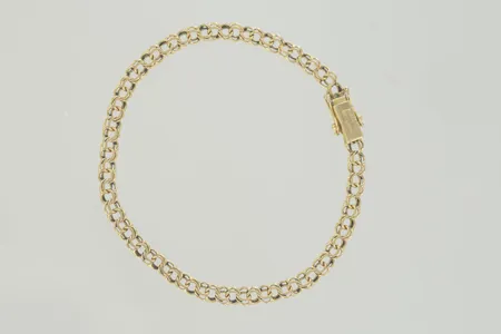 Armband bismark längd 20 cm bredd 4,4 mm 18K  Vikt: 7,3 g