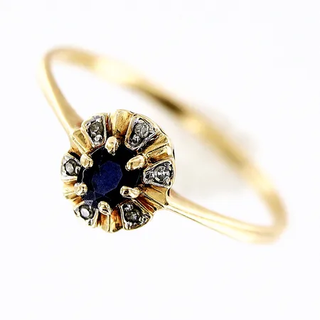 Ring med blå sten och diamanter 6 x ca 0,005ct stl:17½, skena 1mm, 18K Vikt: 1,2 g