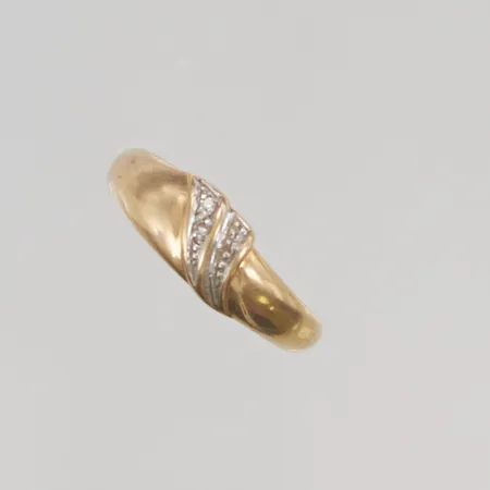 Ring med diamanter 2x ca 0,01ct stl:17½ bredd 7mm 18K 2,1g.