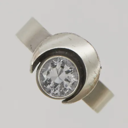 Ring med bergkristall Finnfeelings Karl Laine stl:17½ justerbar storlek bredd 12mm 925/1000 Silver 4,0g.