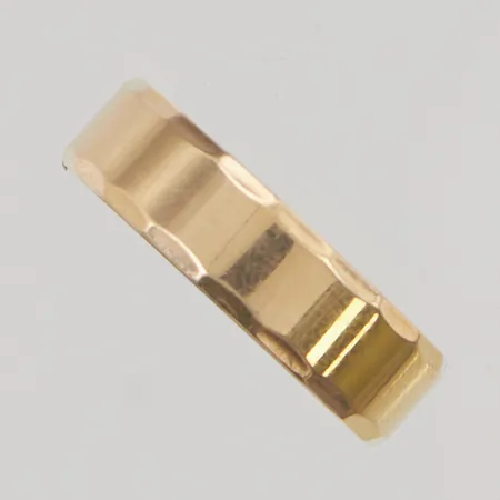 Ring stl:20¾ bredd 6mm gravyr 18K 6,2g.
