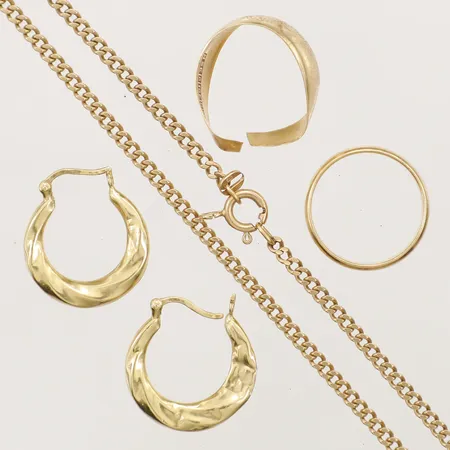 Diverse guld defekt gravyr 18K  Vikt: 19,7 g