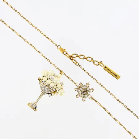 Collier Marc Jacobs, stenar, plastpärlor, 82-86cm, bredd: 2mm, stjärna 19mm, hängdel:30x43mm, gulmetall, dustpåse