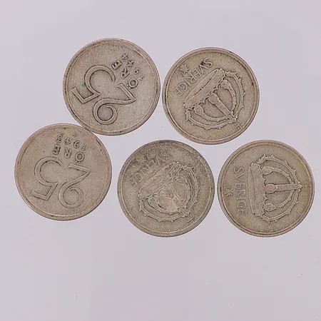 5 mynt Sverige 1943-1950, nominellt värde 25öre, silver 400/1000 Vikt: 11,4 g