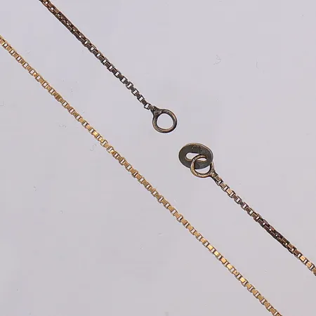 Kedja längd 40,5cm, saknar lås, 18K Vikt: 2,3 g