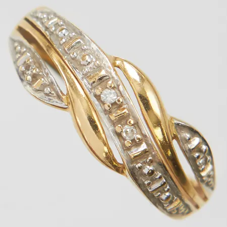 Ring med diamanter 4 x ca.0,005ct 8/8-slipade, stl:16, bredd: 1,5-6,4mm, GHA, 18K Vikt: 1,8 g