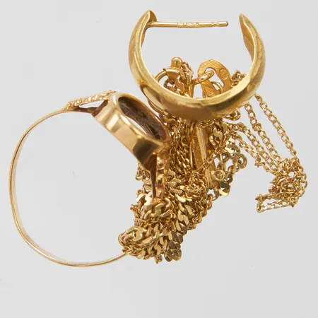Diverse guld defekt, skadat, udda, 18K Vikt: 4,8 g
