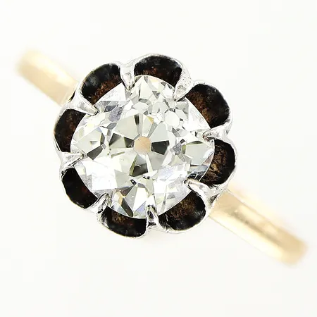 Ring med gammalslipad diamant ca 1,55ct inneslutningar, stl:18, bredd 1,5-9,5mm, 14K Vikt: 3 g