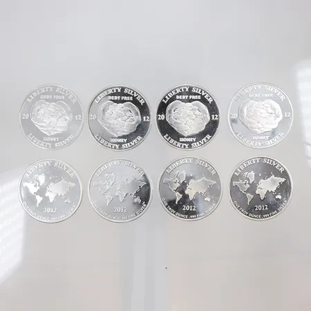 8 silvermynt Liberty Silver Debt Free Money, 1 troy oz 999/1000 silver Vikt: 249,3 g