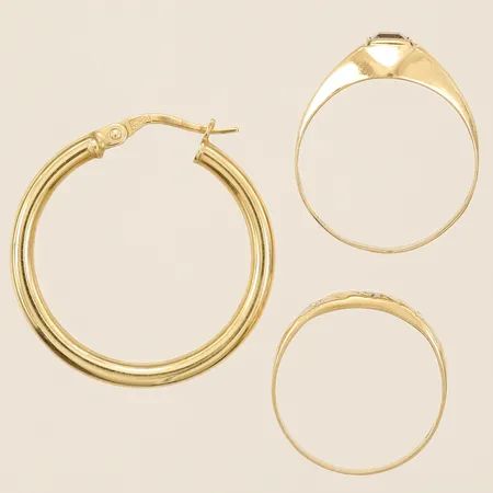 Udda örhänge samt två ringar, buckligt skevt 18K Vikt: 3,6 g