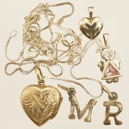 Diverse silver, ihoptrasslad Silver 925/1000  Vikt: 9,3 g