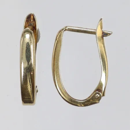 Ett par örhängen, 15x3mm, 14K Vikt: 1,5 g