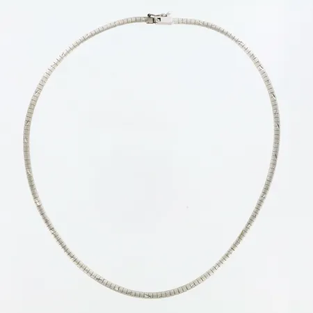 Collier stelt, Ø12,8cm, bredd: ca3,5mm, lås defekt, silver 835/1000 Vikt: 16,2 g