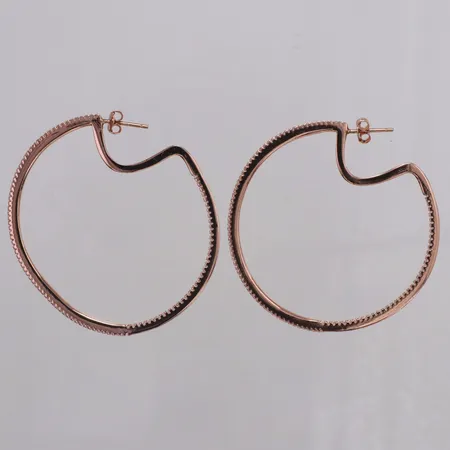 Ett par örhängen vita stenar längd ca 55mm, bredd ca 45mm, roséfärgade, 925/1000 silver Vikt: 10,5 g