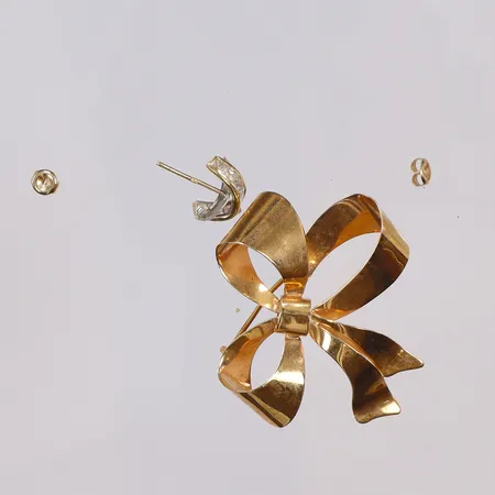 Diverse guld med stenar, defekt 18K Vikt: 5,8 g