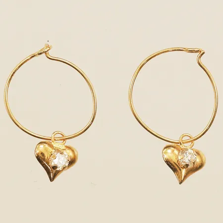 Ett par örhängen Ø11mm 18K Vikt: 0,4 g