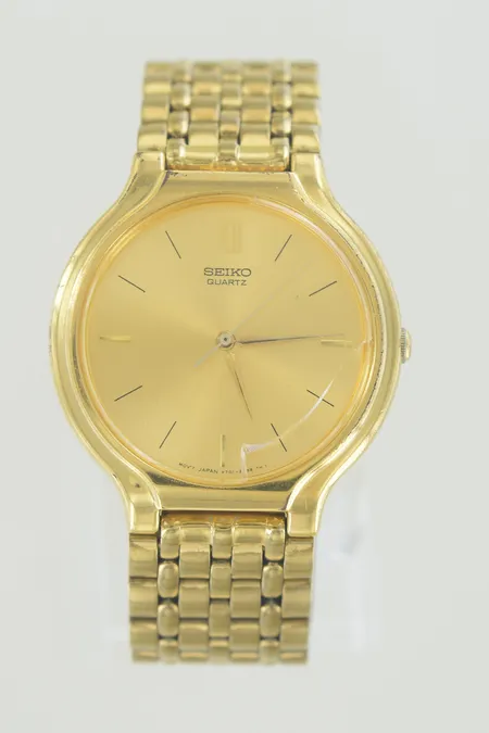 Herrur Seiko Quartz 480981, diam 33 mm, defekt glas
