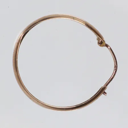 Udda örhänge, Ø17mm, bredd 4mm, något skev, 8K Vikt: 0,5 g