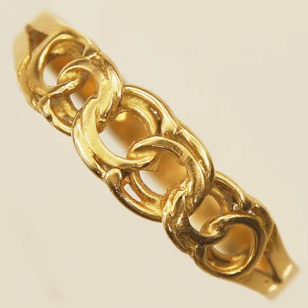 Ring Bismarck stl:19¼ bredd 2,7mm 18K Vikt: 2,2 g