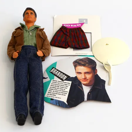 Barbiedocka Brandon Walsh, Mattel 1991, med tillbehör 