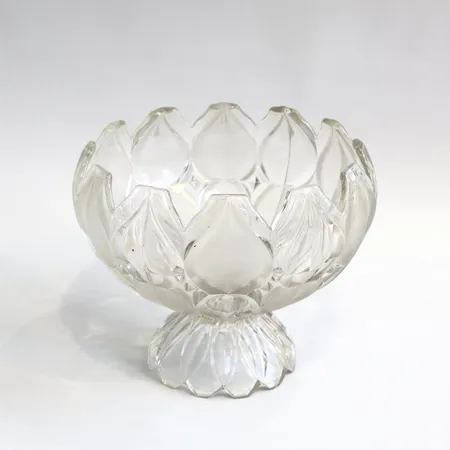 Glasskål på fot, ca13,5cm, defekt under fot