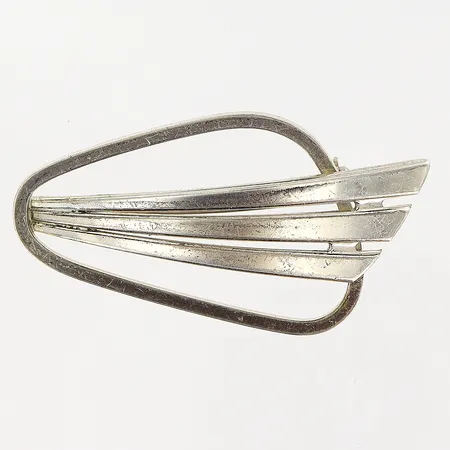 Brosch 46x25mm svensk importstämpel silver 835/1000. Vikt: 5,3 g