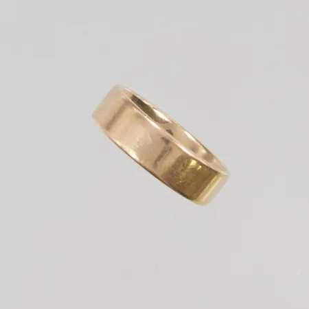 Ring stl:21 bredd 6,9mm gravyr 18K 12,1g.