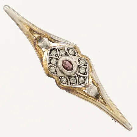 Brosch med stenar, längd 65mm bredd 15,3mm, förgylld oädelmetall  Vikt: 0 g