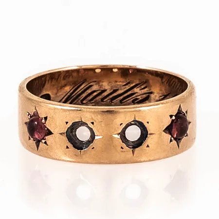 Ring saknar stenar 14K 4,1g. 