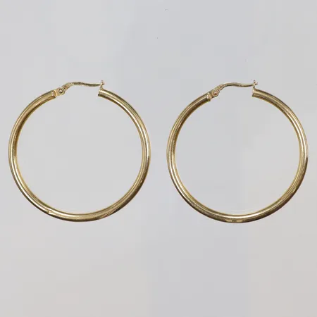 Ett par Örhängen creoler Ø38mm bredd 2mm, liten buckla GHA 18K Vikt: 3,1 g