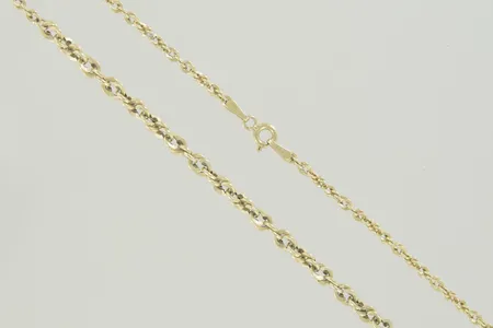 Halskedja doserat längd 45 cm, bredd 2-3 mm, 18K Vikt: 3,1 g