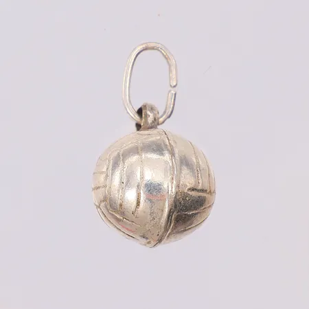 Hänge boll längd 20mm Ø11mm, saknar stämplar, silver 830/1000 Vikt: 1,7 g