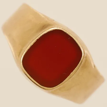 Ring med röd sten stl:20¼ skadad skena 18K bruttovikt 4,0g Vikt: 4 g