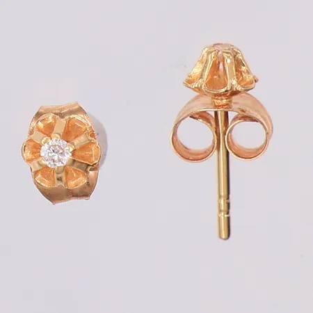 Örhängen diamanter 2 x ca 0,02ct, ca Ø4mm, 18K Vikt: 0,6 g