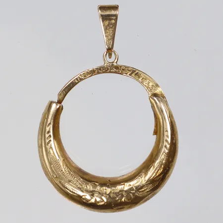 Hänge, 30x20mm, något bucklig, 18K Vikt: 1,6 g