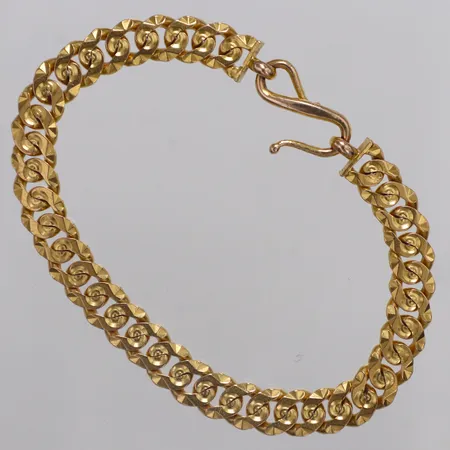 Armband Pansar längd 16,8cm, bredd 6,5mm, s-lås, 22K  Vikt: 19,4 g