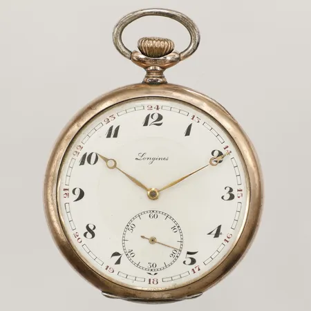 Fickur Longines silver manuell serie-nr:5129781 kaliber 18.69Z Ø50mm inne och yttre boett i 800/1000 silver bruttovikt 82,9g