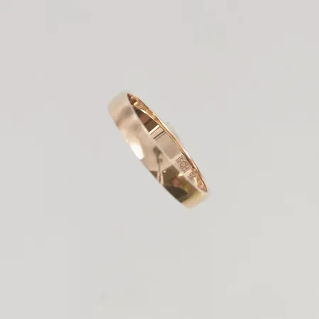 Ring stl:16½ bredd 3mm gravyr 9K 1,3g.