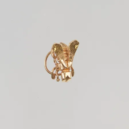 Brosch "fluga" 14x10mm Guldvaruaktiebolaget G. Dahlgren & Co Ab, 18K 2,9g.