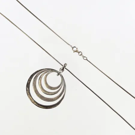 Kedja Ormlänk 45cm bredd:1mm, hänge Mexico 41-51mm, silver 925/1000 Vikt: 13,5 g