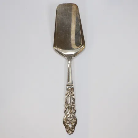 Tårtspade, längd 21cm, bredd 7-150mm, Ceson Guldvaru Ab, 830/1000 silver Vikt: 51,9 g