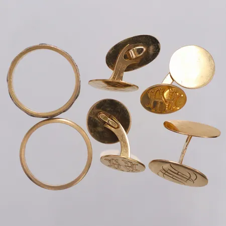 Diverse guld, gravyrer, 18K  Vikt: 26,5 g