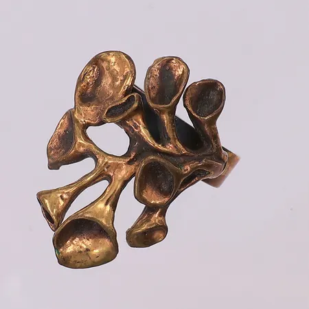Ring Hannu Ikonen Lava stl:19 justerbar, Valo Koru Finland, brons Vikt: 0 g