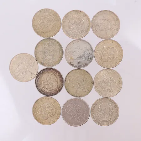 13 mynt Gustaf VI Adolf 1953-1968, nominellt värde 1kr, silver 400/1000 Vikt: 90,8 g