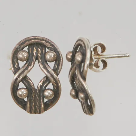 Ett par örhängen Kalevala Koru 17x11mm 925/1000 Silver 3,6g.