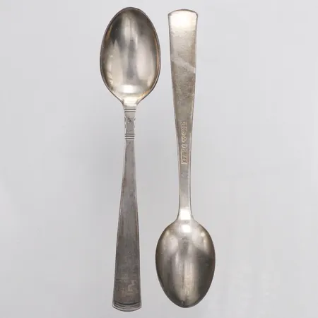 2 teskedar modell Rosenholm längd 12cm GAB, 830/1000 silver Vikt: 31,7 g