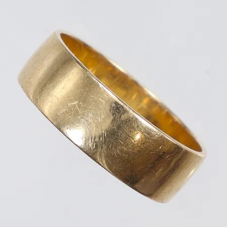 Slät ring stl:18, gravyr, 18K Vikt: 5 g