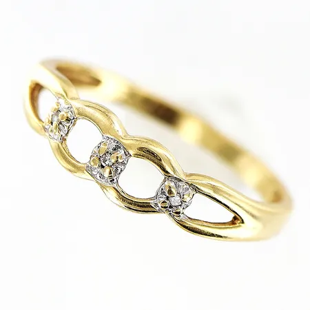 Ring med diamanter ca 3x0,005ct, stl:16, skena 1,5mm, 18K Vikt: 1,1 g