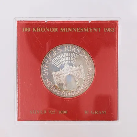 Minnesmynt Sveriges Riksdag 1983, nominellt värde 100kr, etui, silver 925/1000 Vikt: 15,8 g